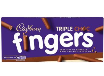 Cadbury Fingers Triple Choc Biscuit Dipped In White & Milk Chocolate 110g (Imported)