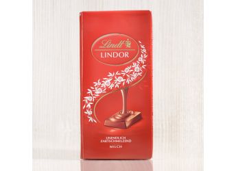 Lindt Lindor Milk Chocolate Bar 100g (Imported)