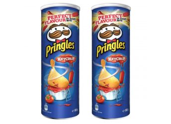 Pringles Ketchup Flavoured Chips (Pack of 2) 165g Each