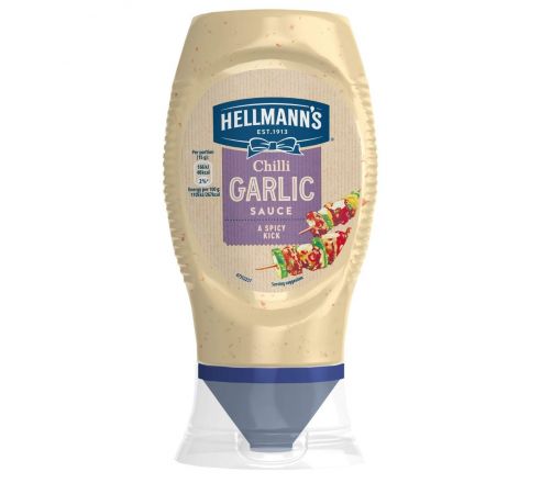 Hellmann's Chilli Garlic Sauce A Spicy Kick, 256 g (Imported)